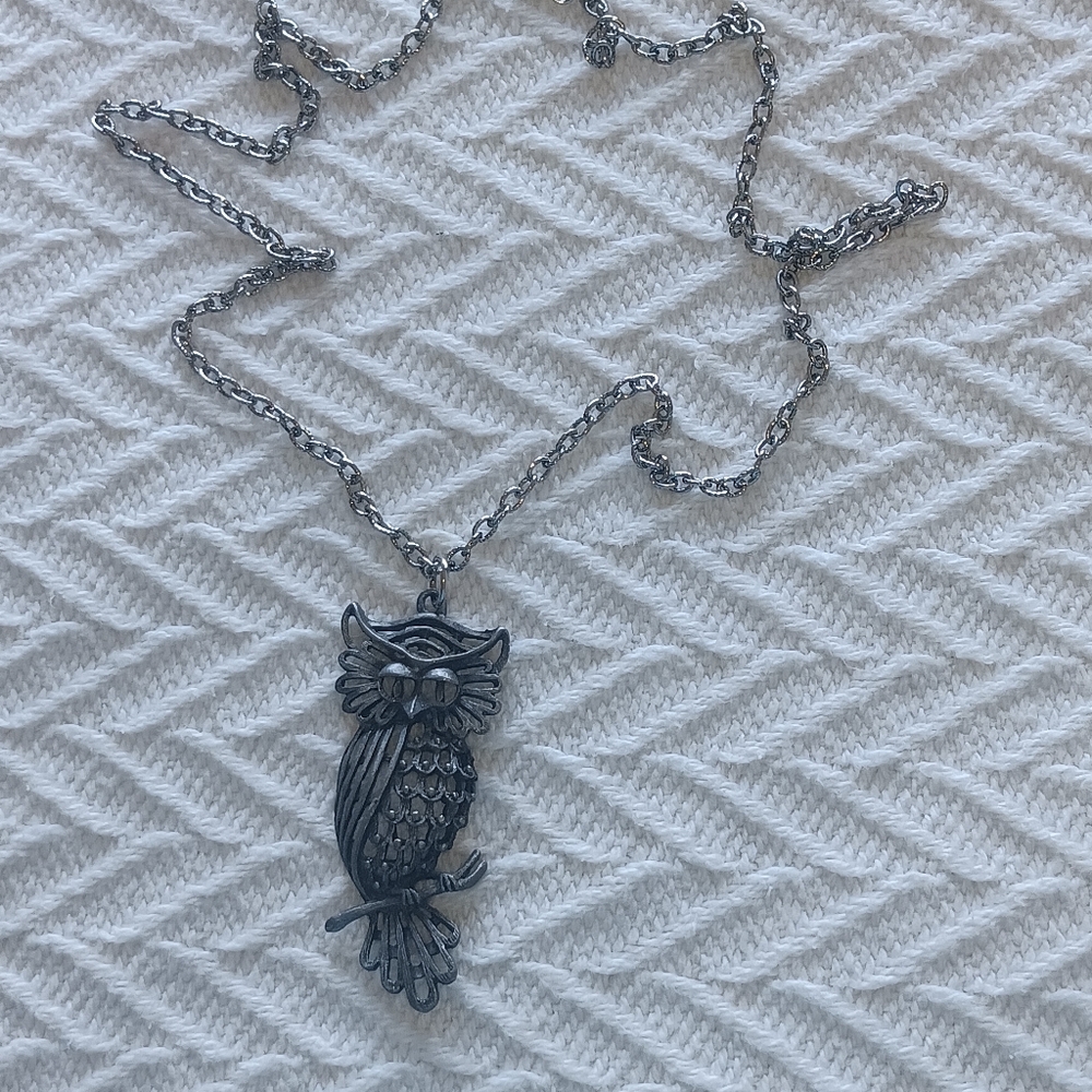 Vintage Avon Owl Necklace